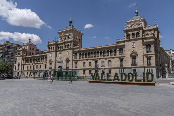 10 - Valladolid - ciudad - academia de Caballeria